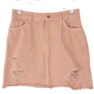 H&M DIVIDED 8 Pink Denim Mini Skirt Distressed‎ Frayed Hem Pockets